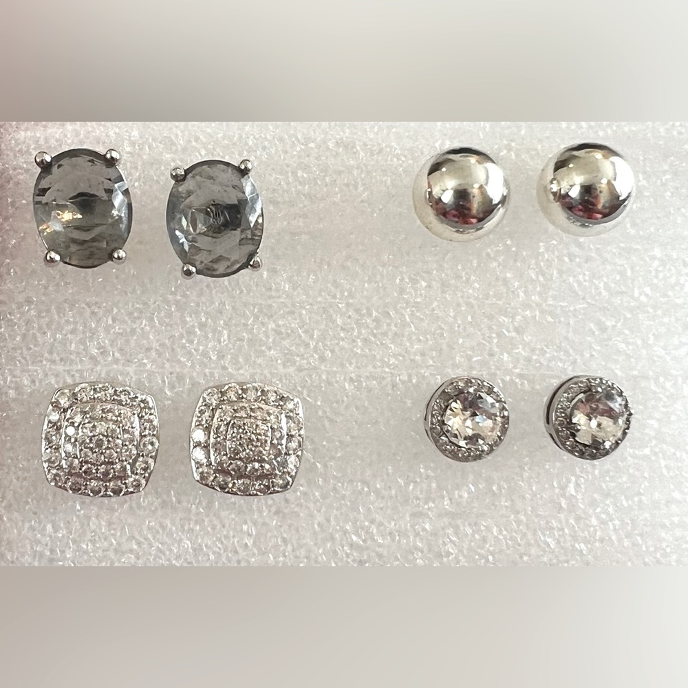 Women’s Silver-Tone Stud Earring Set with Clear Stones